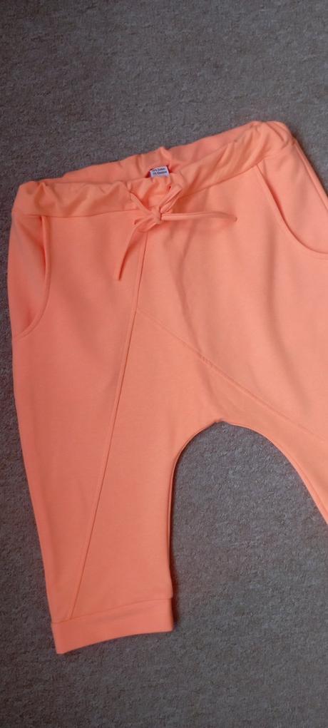 Neón oranžové baggy/nasrávačky vel."uni", 