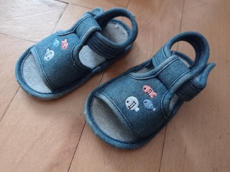Dětské sandálky 11,5 cm, 18