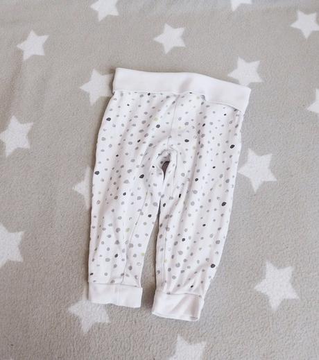 Puntíkaté tepláčky lupilu vel.74/80, lupilu,74