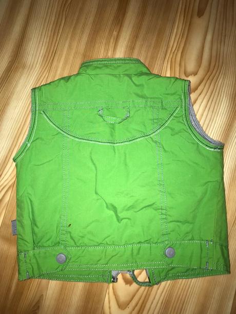 Bunda bez rukávů, 62