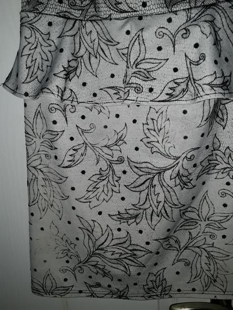 Dámské šaty s volánky, apricot, vel m, m