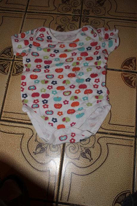 Dívčí body květy vel. 86 - 92, george,86