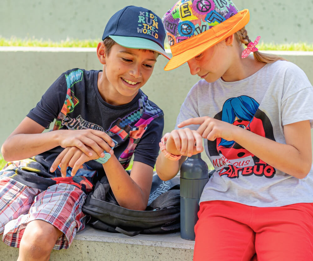 CARNEO GuardKid+ 4G ULTRA CARNEO GuardKid+ 4G ULTRA