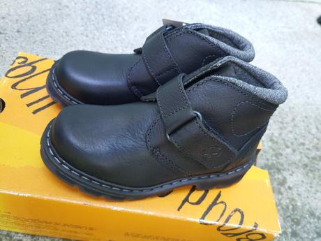 Nenošené dětské kožené boty dr. martens vel. 27, 27