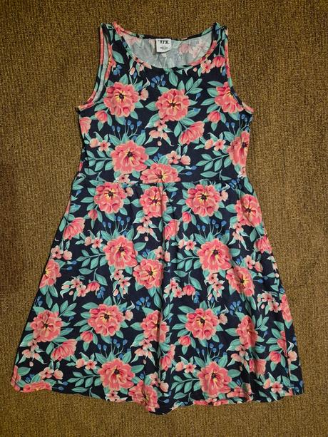 Dívčí šaty yfk vel 146/152, 146