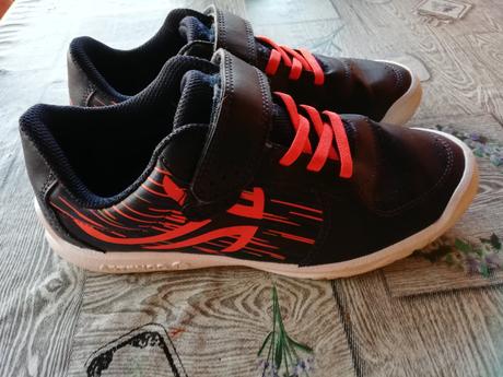 Tenisky dívčí - sálovky vel. 37., decathlon,37