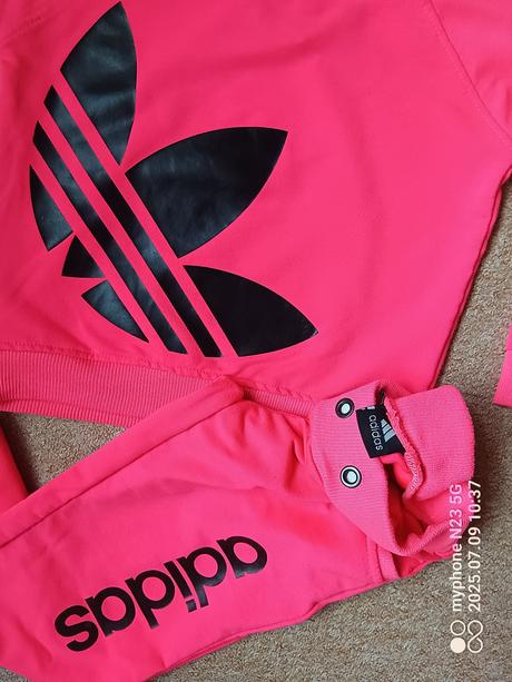 Souprava neonová vel."140-146", adidas,140