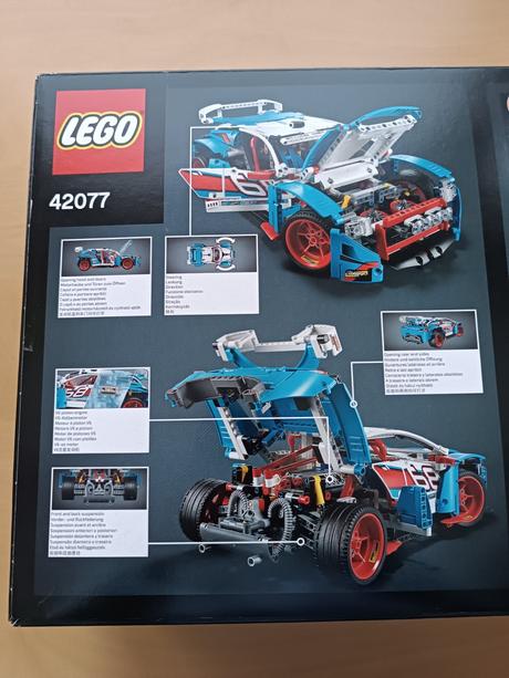 Lego technic 42077 závodní auto,