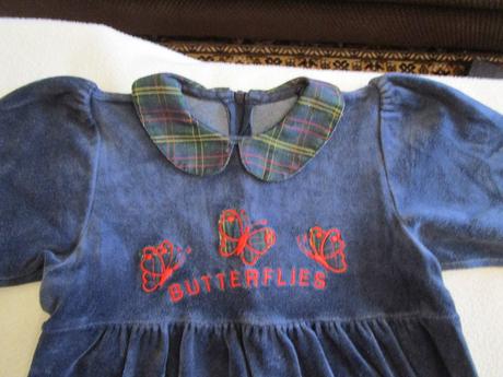 Velmi pěkný tm. modrý sametový overal, vel. 74, 74