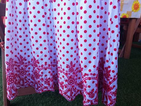 Saty dívčí vel. 122., 122