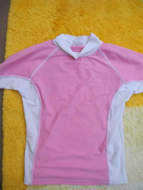 Plavecké triko, 140