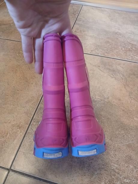 Holinky mod dep, vel. 29, 29