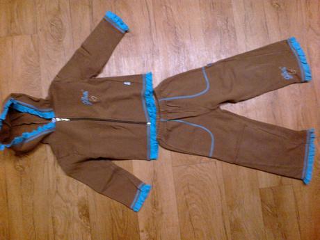 Dívčí tepláková teplá souprava zn.vejnar,vel.110, 110