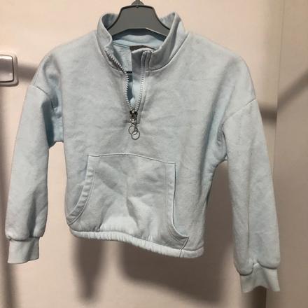 Bledě modrá crop mikina, 110