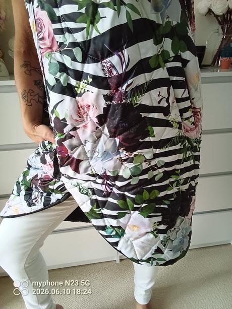 Vesta dlouhá zn."damoka" vel."s" i m,l,xl,