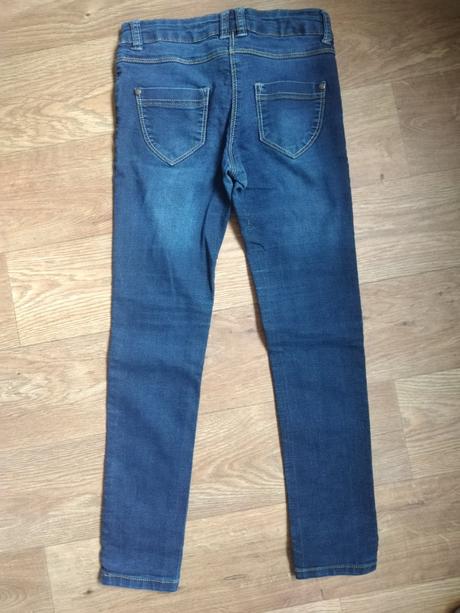 Dziny s dirami, pepperts,134