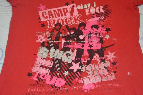 134 140 červené bavlněné tričko, next,140