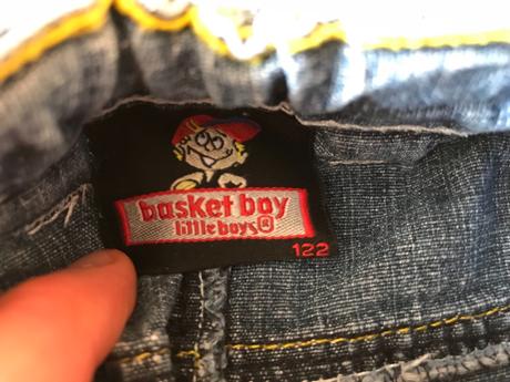 Bermudy kraťasy šortky, 122