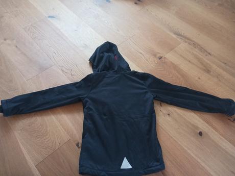 Nová softshellová bundička č.134/140, 134