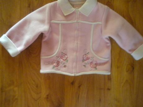 Krásný flízový kabátek na jaro - vyšité kytičky, 68