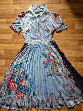 Šaty lily mcbee,vel.xs/s, s