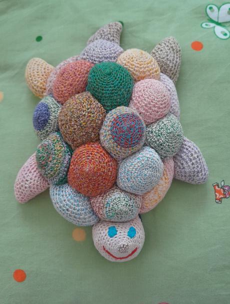 Ručně háčkovaná želvička,