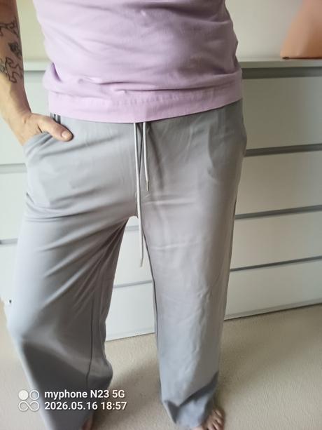 Tepláky zn."gina tricot" vel."m", gina,m