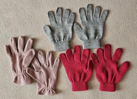 Dívčí rukavice, 134