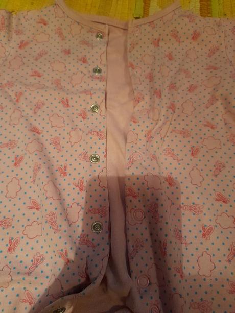 Tesco overal růžový prasátko pů, tesco,68