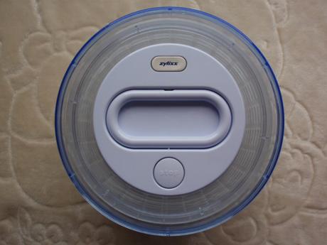 Odkapávač-odstřeďovač na ovoce a zeleninu, 