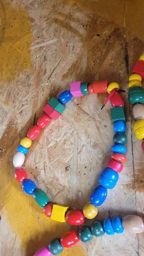 Dřevěné korále k navlékání, 