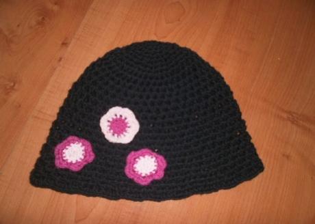 Háčkovaná čepička, 104