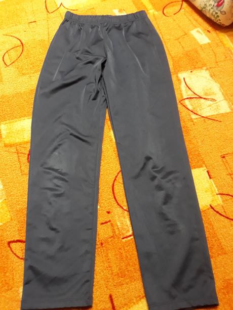 Tepláky, decathlon,128