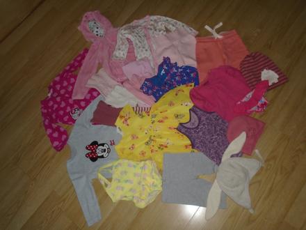 Balík oblečení vel. 86 / 92 a 92 na holku, 86–98