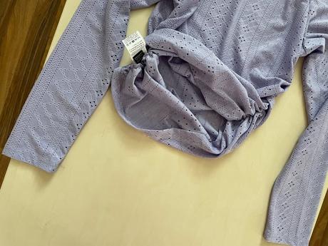 Nový, děrovaný fialkový top / roláček, vel s-l, sh, s