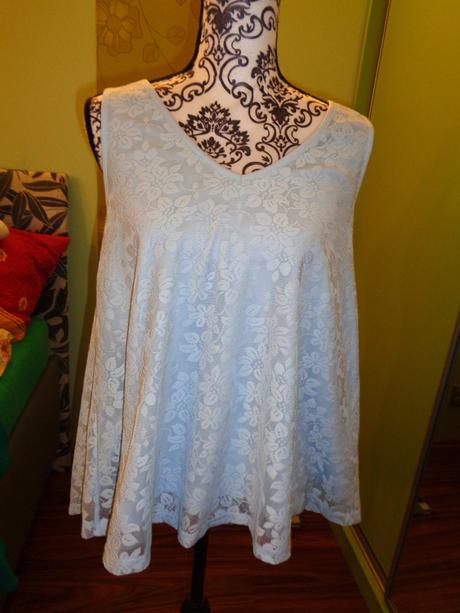 Krásný bleděmodrý krajkový top, select,42