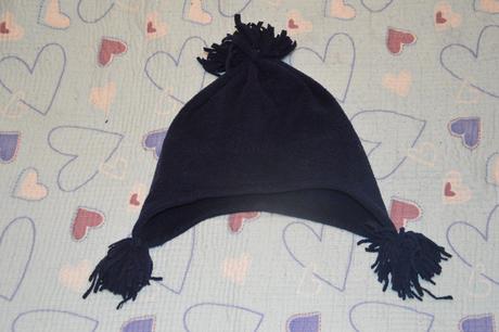 104 110 116 fleesová čepice s třapci a krytím uší, 110