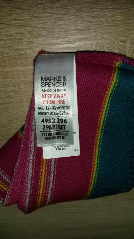 Pruhovaná čepice s kytičkami vel. 92-98, marks & spencer,92