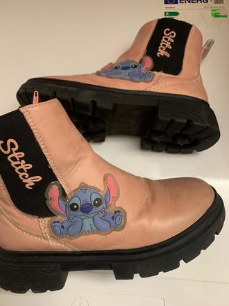 Kotnikove 32 se stichem, 32