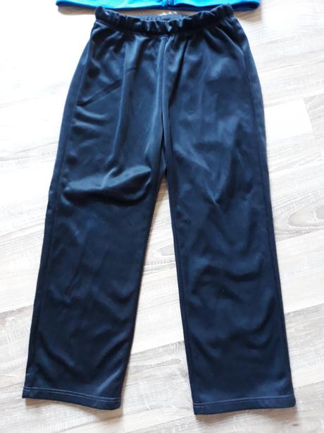 Teplakova souprava 98/104, 98