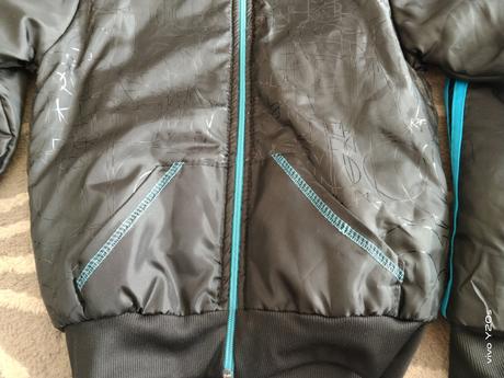 2 podzimní bundy, 122