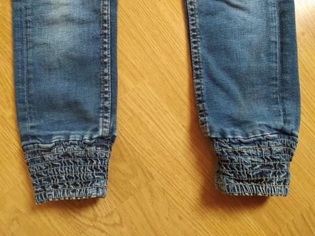 Úžasné rifle desigual 6/7 let, desigual,122