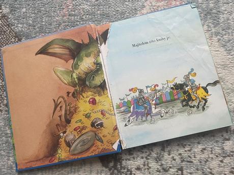 Knizka rytiri a draci,