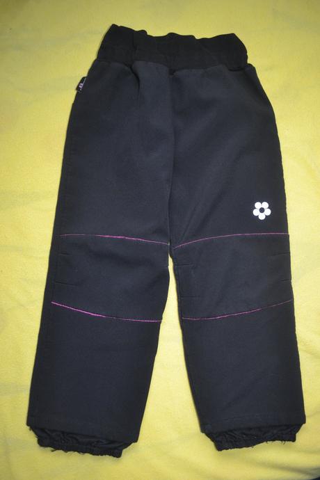 Podzimní softshellové kalhoty ,český výrobek,v.104, 104