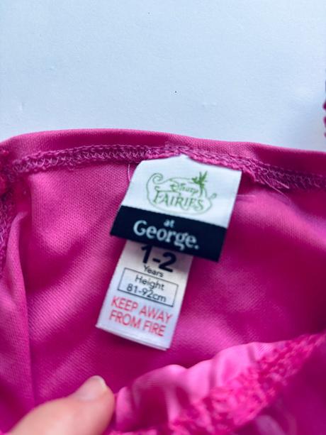 St6/ kostým  ze zvoníky /vila rozita- v.1/2, 