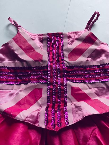 An8/ šaty roztleskávačky - v.5/6 let,