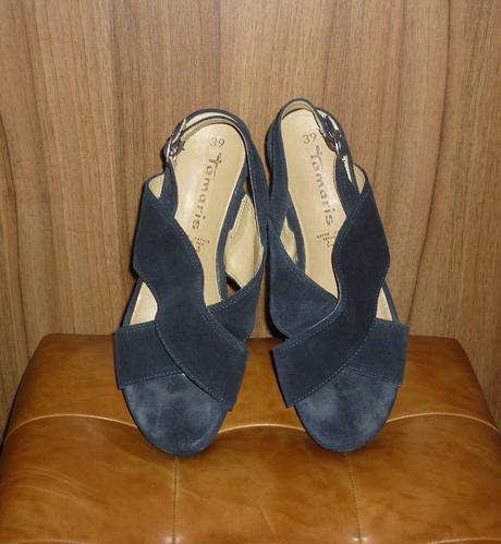 Tmavě modré kožené sandály na klínku tamaris, tamaris,39