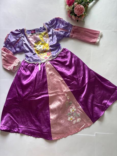 An19/ kostým princezna locika - v.7/8 let, 