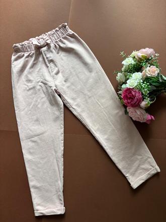 Růžové tepláky - v.4/5 let, 110