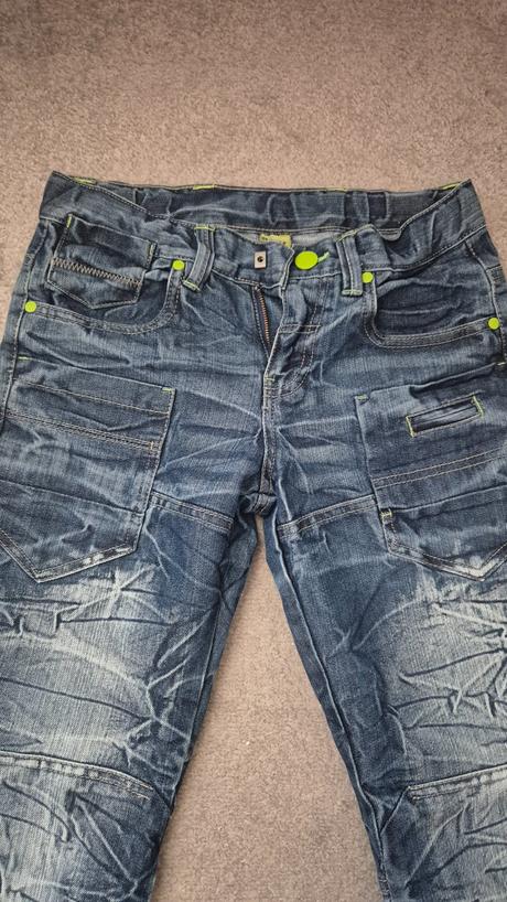 Modré džíny, 152